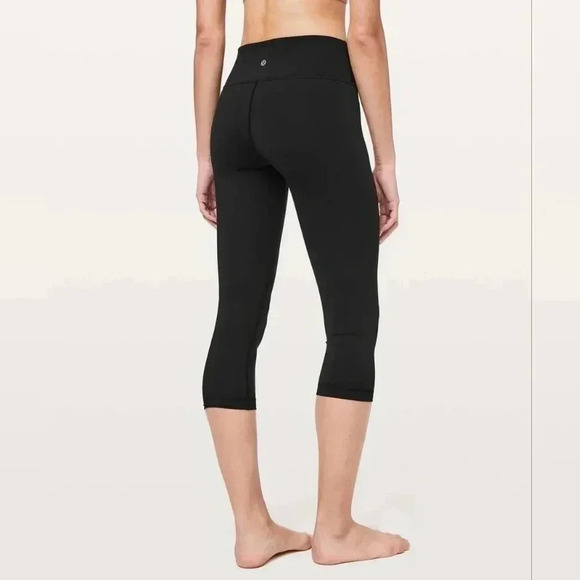Lululemon Wunder Under Crop *Mid-Rise Full-On Luxtreme 21"Black - Picture 7 of 13